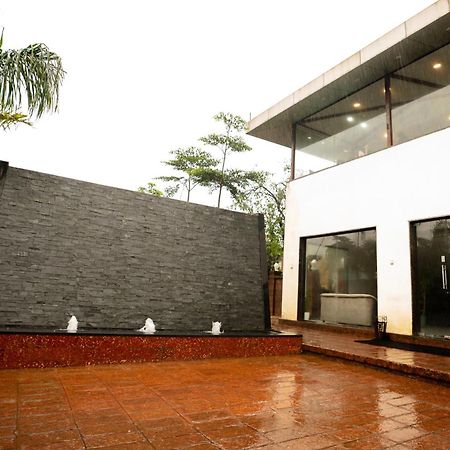 La Serene Resort And Spa Mahābaleshwar Exterior foto