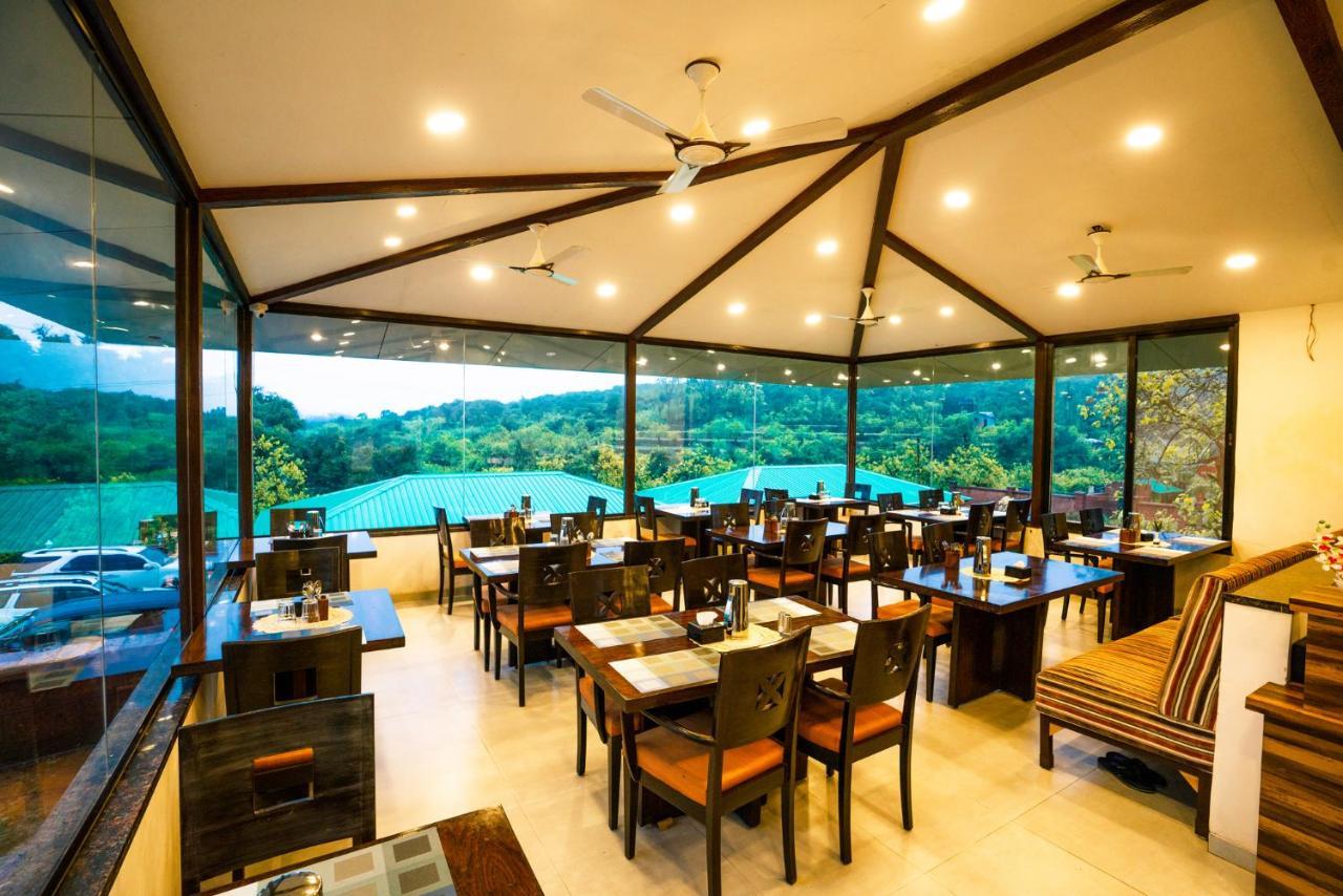 La Serene Resort And Spa Mahābaleshwar Exterior foto